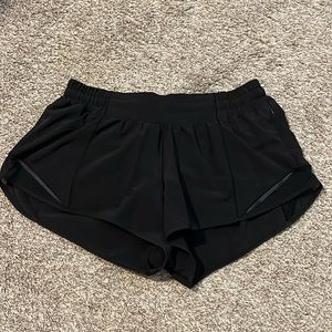 Lululemon hotty hot shorts size 8